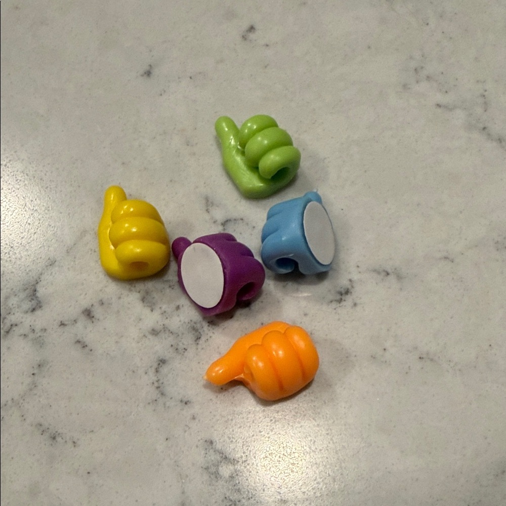 Hand-Shaped Cable Holders (5pack)
